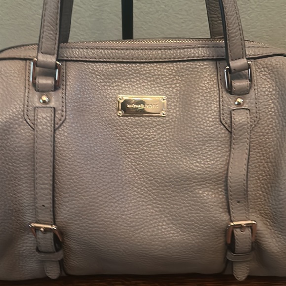 Michael Michael Kors Bedford Leather Medium Top Zip Satchel Crossbody - Picture 3 of 16